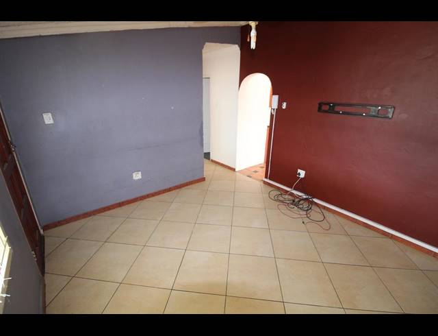 3 BEDROOM HOUSE SOLD IN BOMBAY HEIGHTS